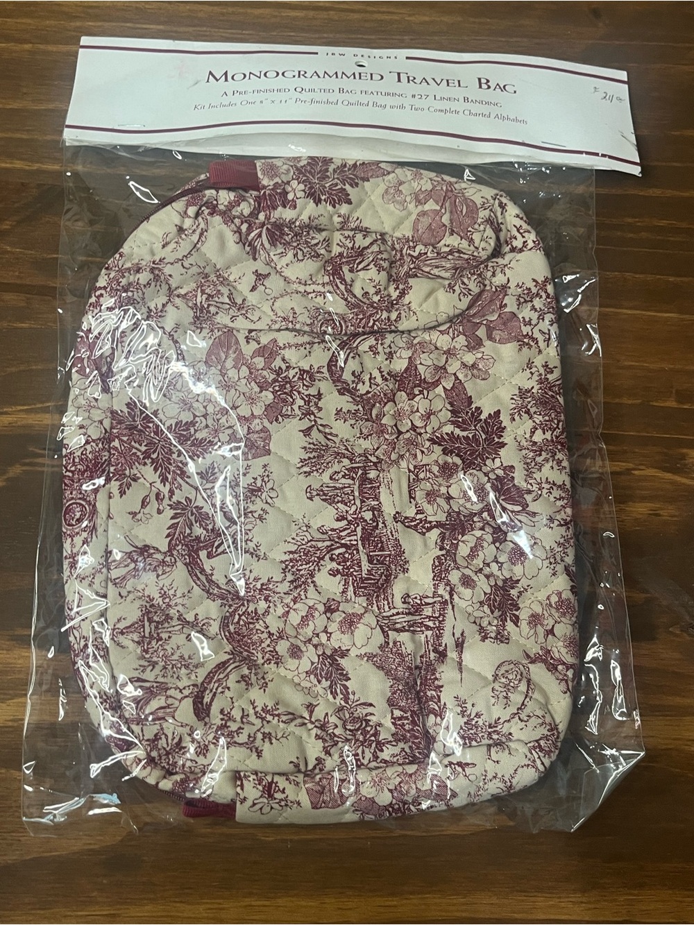 New JBW Designs Red & Cream pastoral toile de Jouy quilted Travel Bag  8X11”